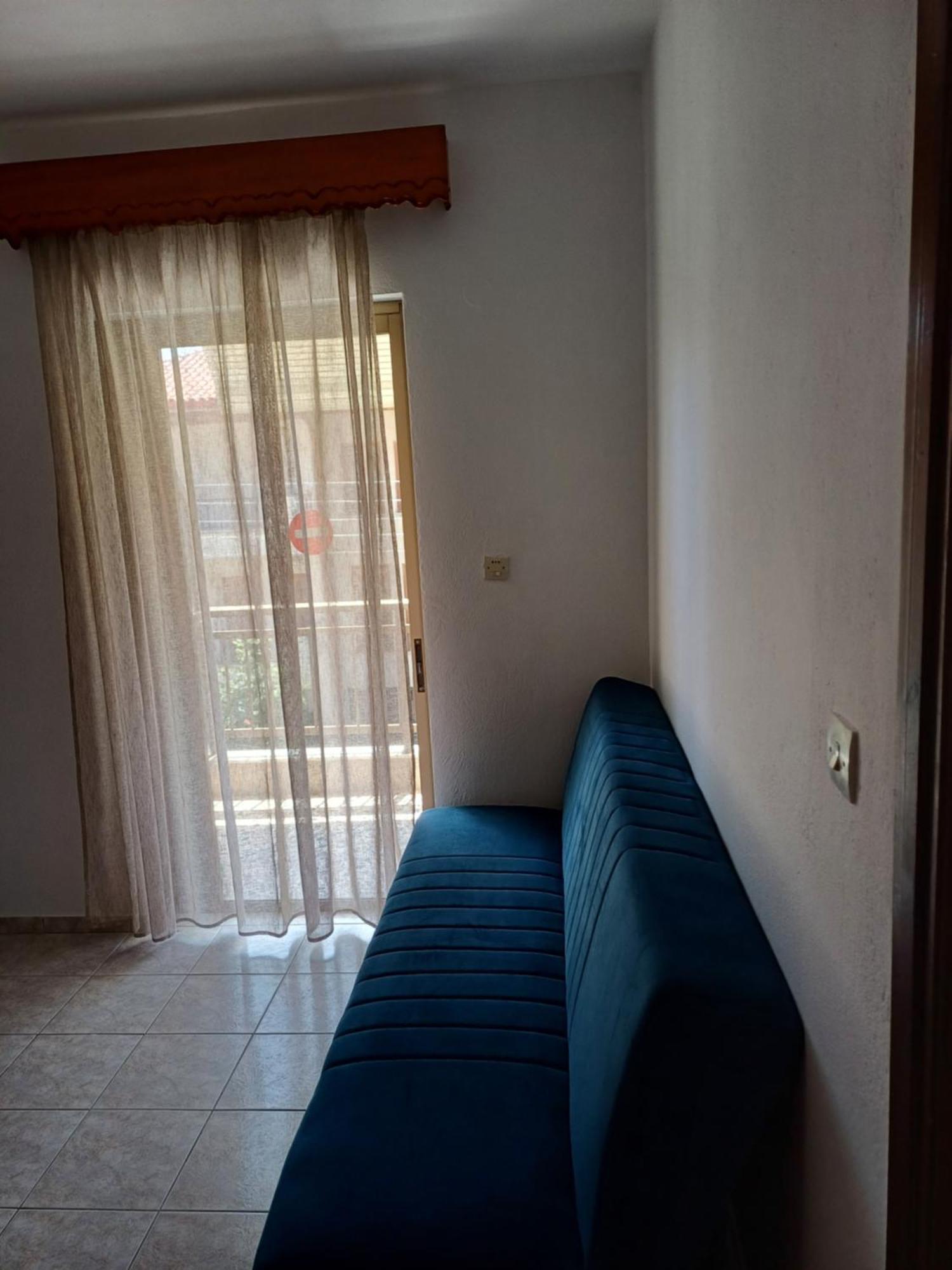 Μαρου Rooms Olympiakí Aktí Eksteriør billede